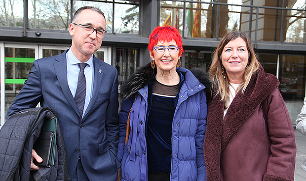 Illa "garantiza" mascarillas de coronavirus para hospitales y profesionales