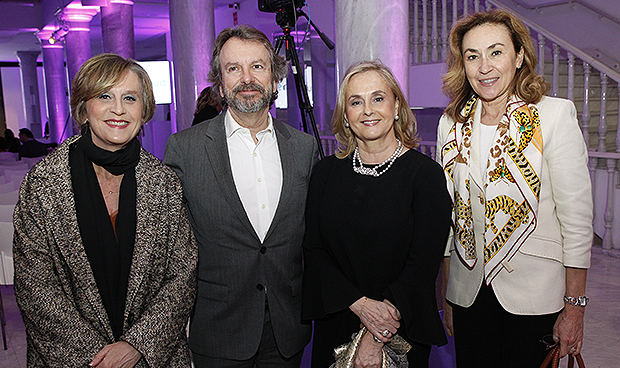 Pastor: la sanidad "tiene igualdad legal, pero le falta la igualdad real"