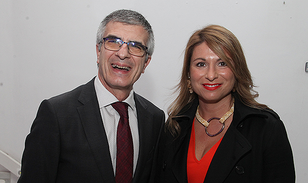 Pastor: la sanidad "tiene igualdad legal, pero le falta la igualdad real"