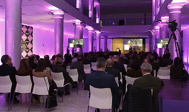 Pastor: la sanidad "tiene igualdad legal, pero le falta la igualdad real"