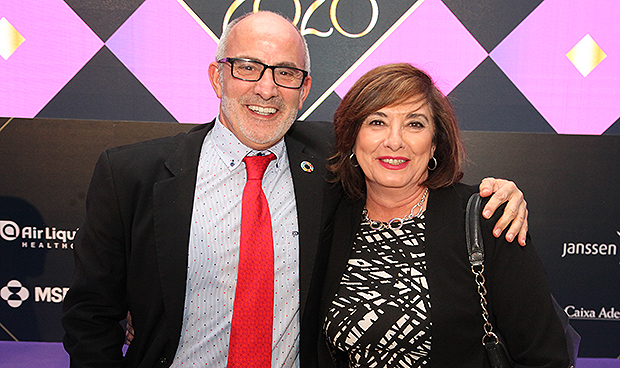 Pastor: la sanidad "tiene igualdad legal, pero le falta la igualdad real"