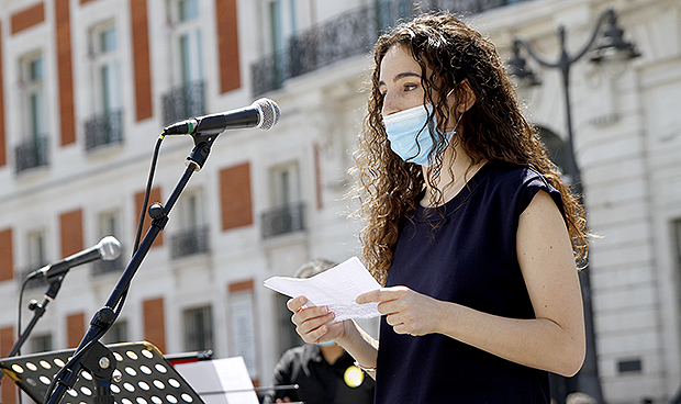 Los médicos se concentran por el Covid-19: "Exigimos respeto y dignidad"