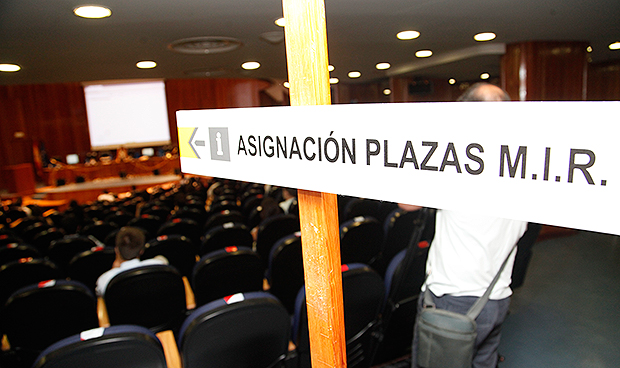 Dermatología y Cardiología lideran la elección de los 10 primeros MIR