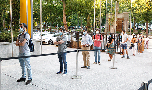 Elección MIR 2020: el Covid-19 no puede confinar los abrazos y la emoción