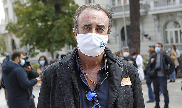 "Éxito" de la huelga nacional de médicos: "Señor Illa, en sus manos está"