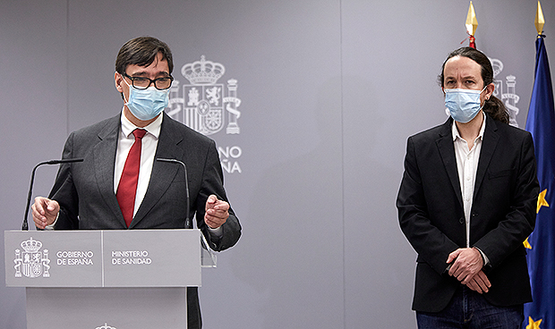 El primer día de Darias como ministra de Sanidad, en imágenes