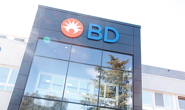 Vacuna Pfizer: España se suma a la compra europea de jeringas para 6 dosis