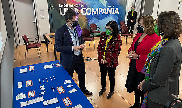 Vacuna Pfizer: España se suma a la compra europea de jeringas para 6 dosis