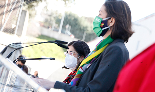 Vacuna Pfizer: España se suma a la compra europea de jeringas para 6 dosis