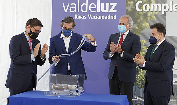 HM Rivas aúna hospital y espacio sociosanitario: "Bienvenidos al futuro"