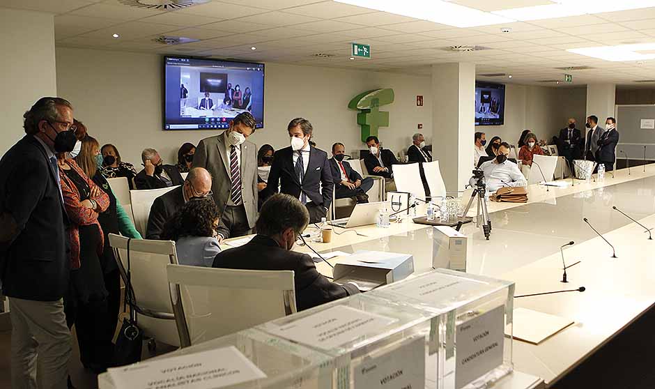 Jesús Aguilar, reelegido presidente del Consejo de Farmacéuticos