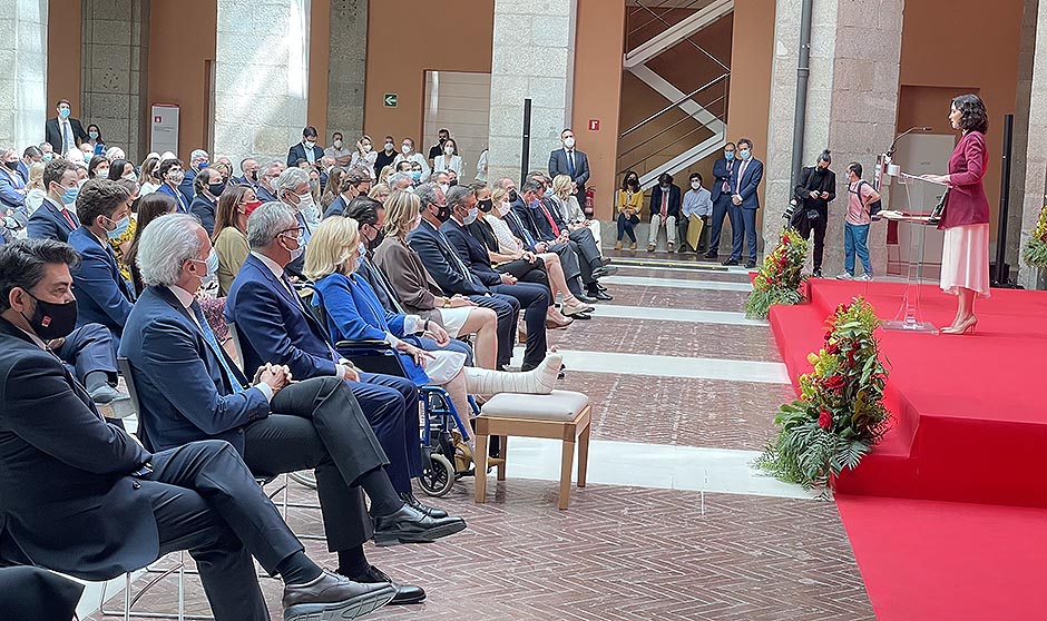 Ayuso, sobre Escudero: "Con su aplomo consolidaremos la sanidad madrileña"