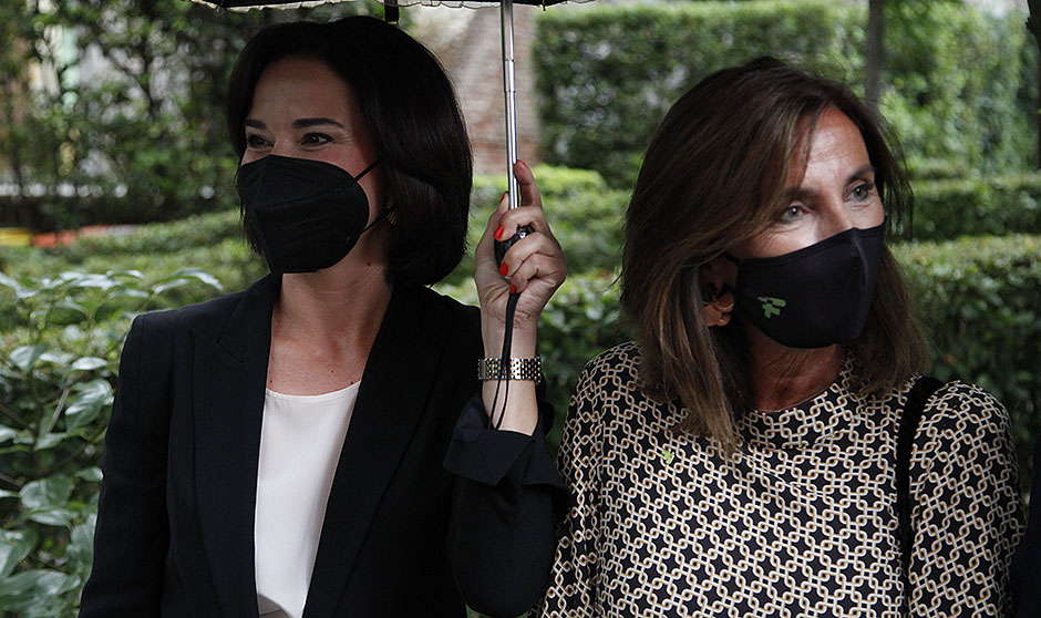 Darias: "Los farmacéuticos han sido ejemplo de dedicación frente al Covid"