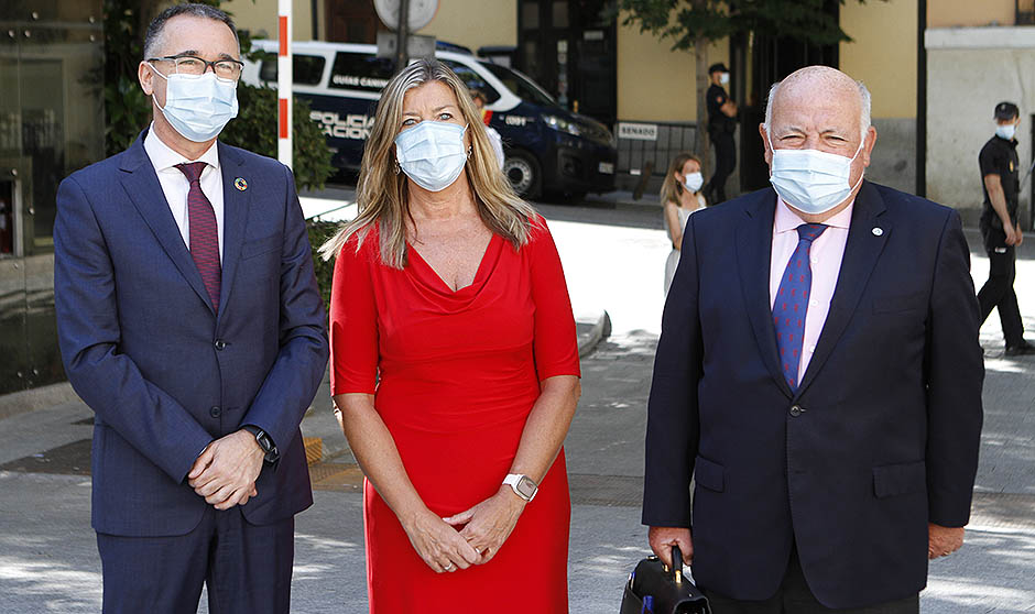 Las CCAA adelantan la segunda dosis de Astrazeneca por la variante Delta