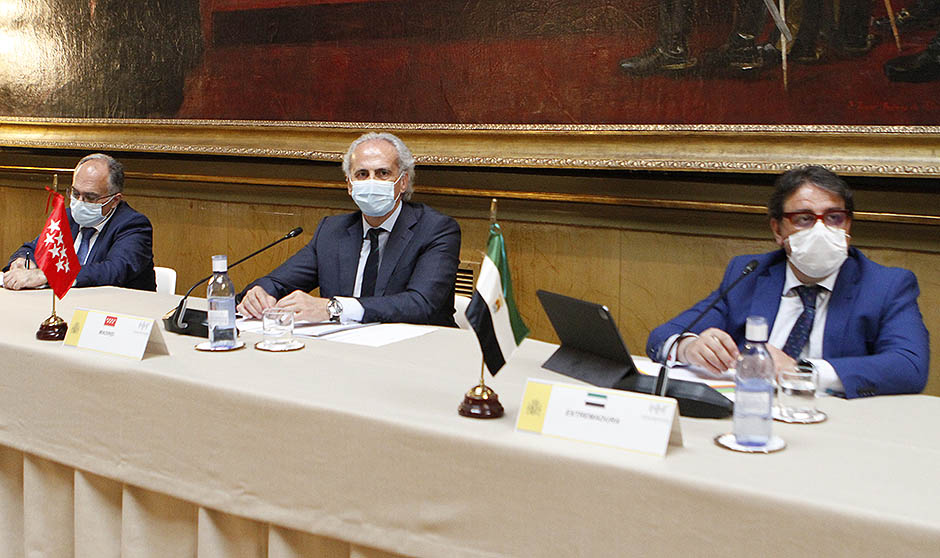 Las CCAA adelantan la segunda dosis de Astrazeneca por la variante Delta