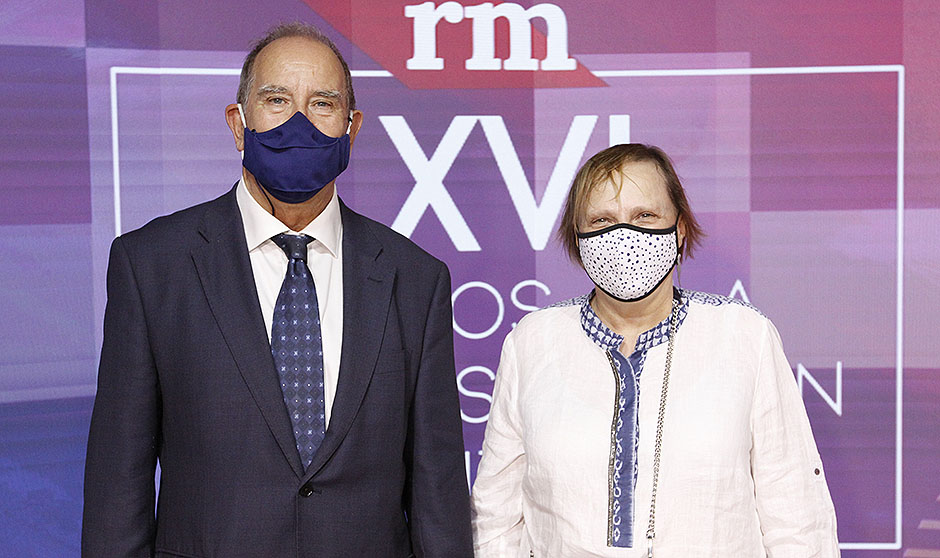 "El juramento hipocrático debe aplicarse también a los servidores públicos"