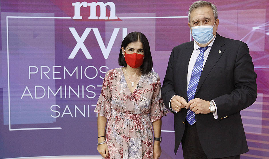 "El juramento hipocrático debe aplicarse también a los servidores públicos"