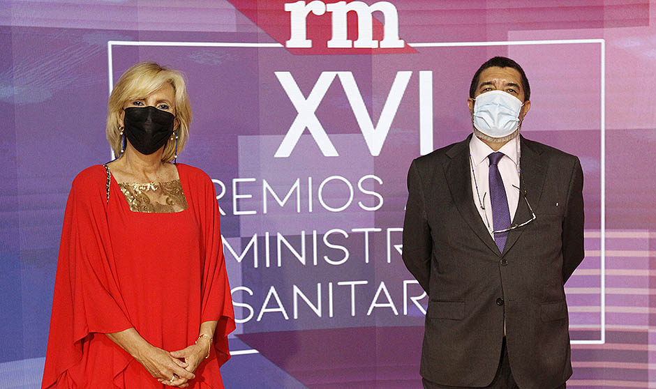 "El juramento hipocrático debe aplicarse también a los servidores públicos"