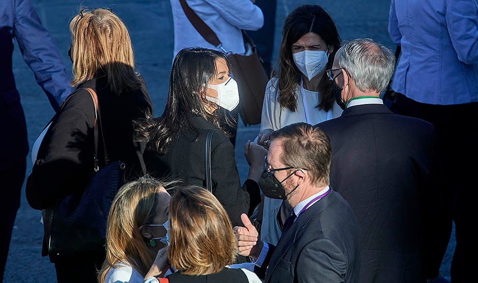 Felipe VI, a los sanitarios: "Entregasteis lo más preciado, la propia vida"