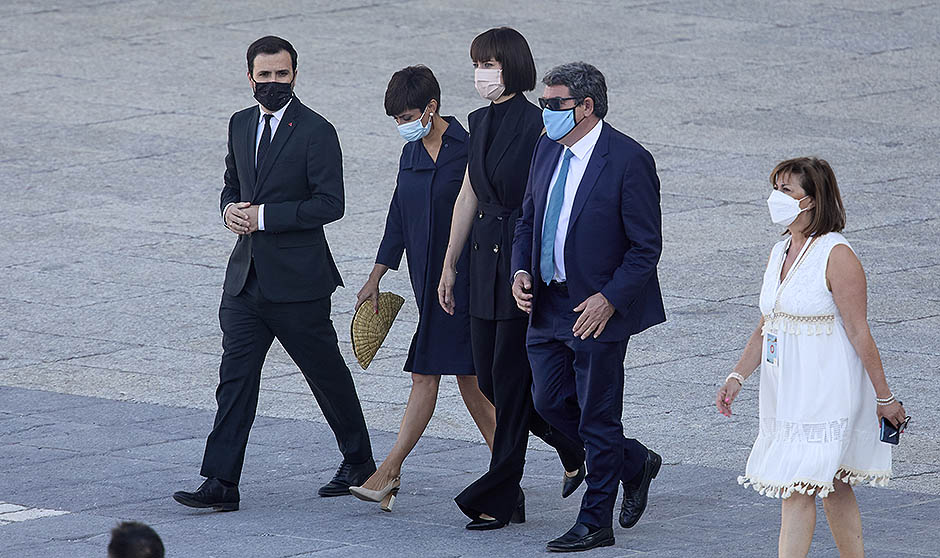 Felipe VI, a los sanitarios: "Entregasteis lo más preciado, la propia vida"