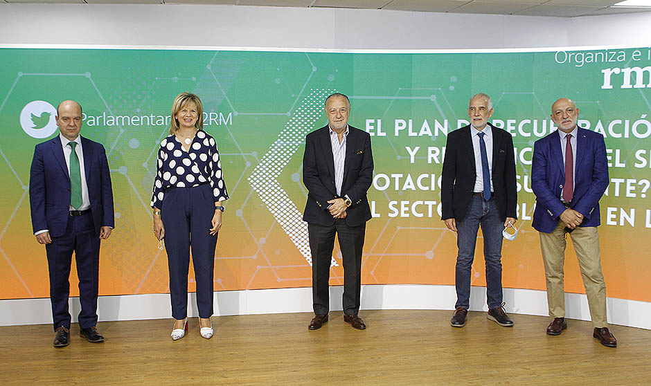 Una "política nacional" de retribuciones, vía para un SNS más "competitivo"