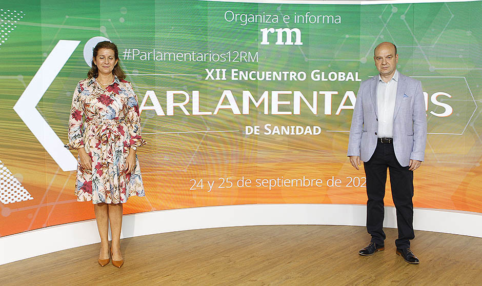 "En política sanitaria, ser médico favorece tomar las mejores decisiones"