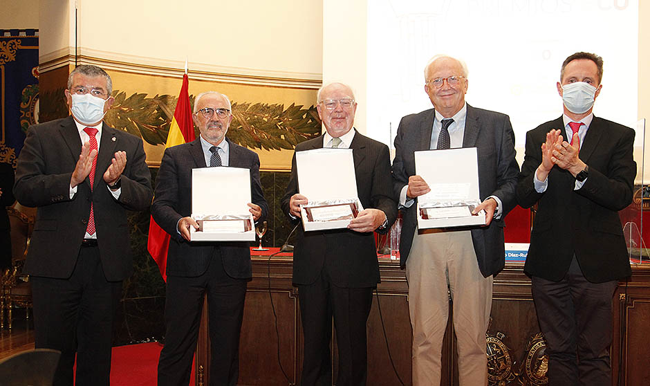 La Fundación ECO premia a Redacción Médica por su divulgación en Oncología