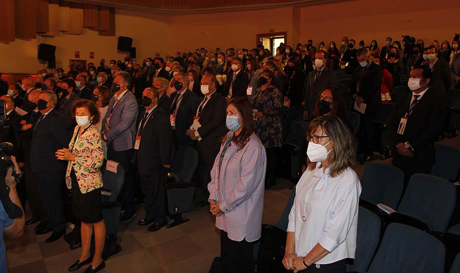 "El Derecho debe avanzar al mismo ritmo que los descubrimientos en salud"