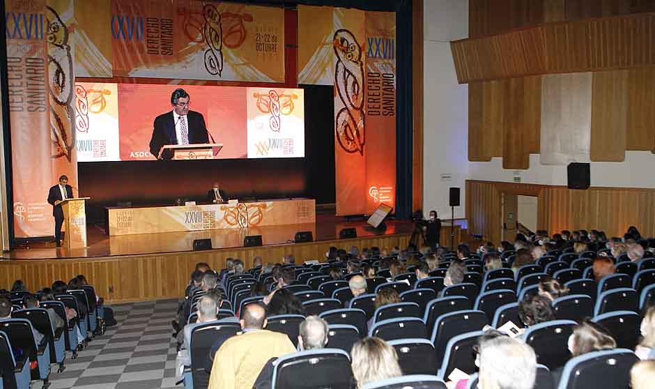 "El Derecho debe avanzar al mismo ritmo que los descubrimientos en salud"