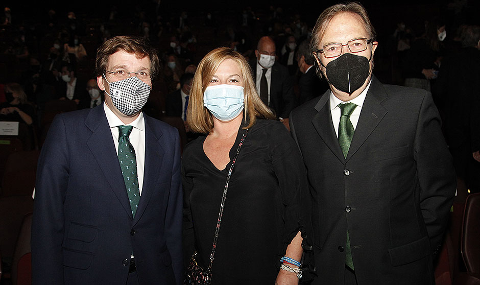 DKV premia a los profesionales sanitarios que fueron ejemplo en la pandemia