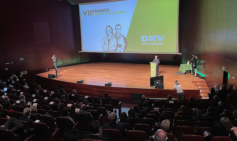 DKV premia a los profesionales sanitarios que fueron ejemplo en la pandemia