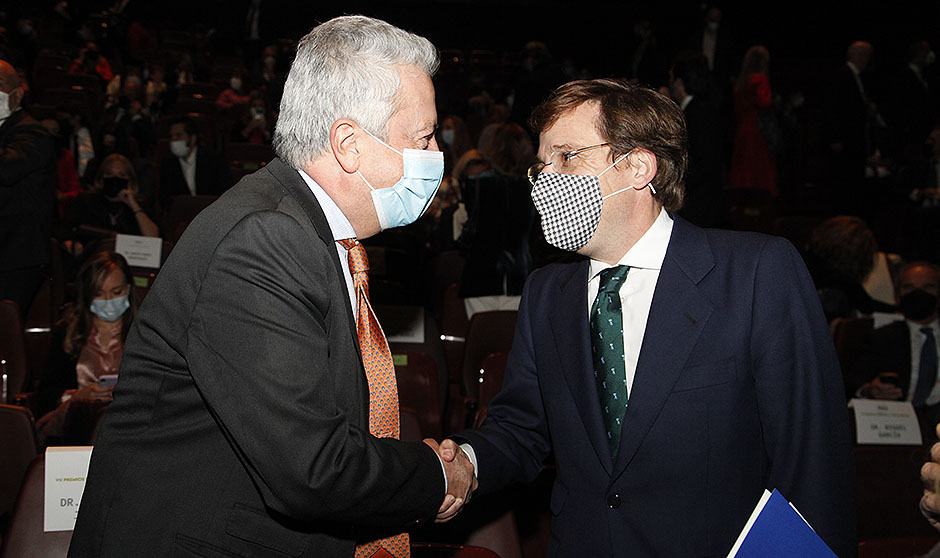 DKV premia a los profesionales sanitarios que fueron ejemplo en la pandemia