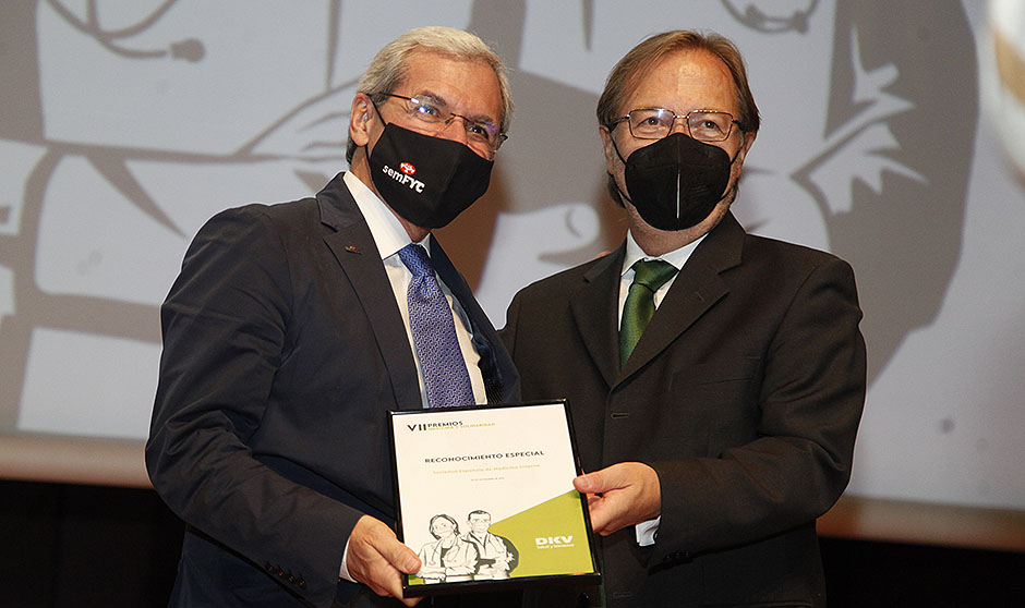 DKV premia a los profesionales sanitarios que fueron ejemplo en la pandemia