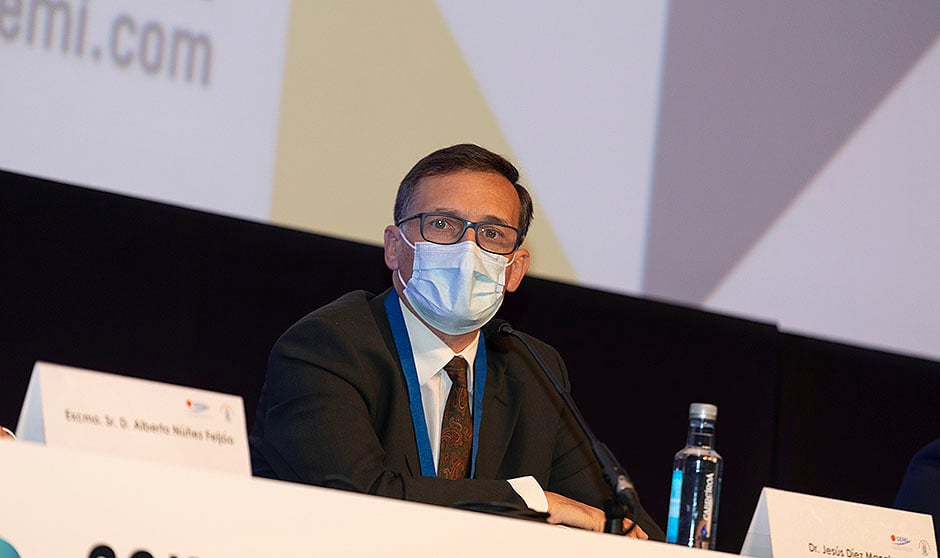 "La sanidad necesita cada vez más la visión integral de los internistas"