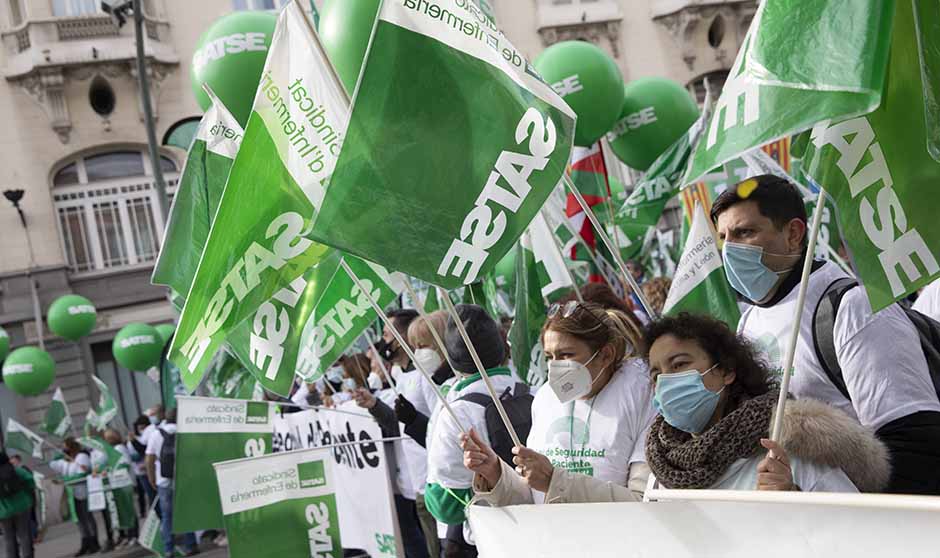 La huelga enfermera por el "bloqueo" a la Ley del Paciente "es una opción"