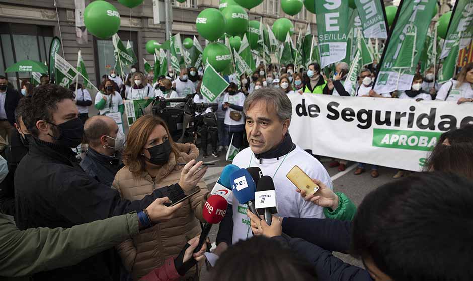 La huelga enfermera por el "bloqueo" a la Ley del Paciente "es una opción"