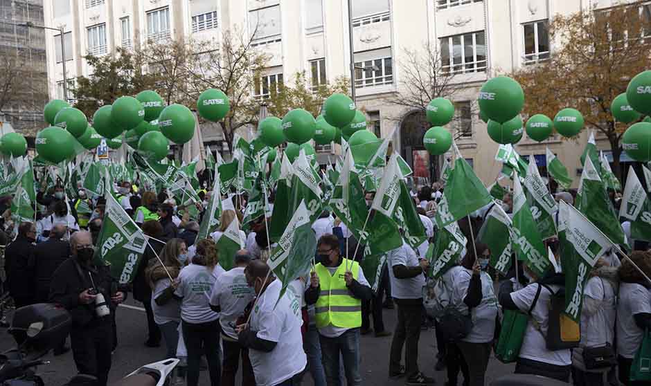 La huelga enfermera por el "bloqueo" a la Ley del Paciente "es una opción"