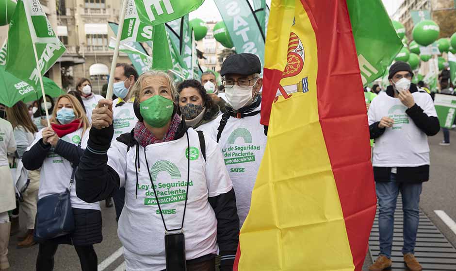 La huelga enfermera por el "bloqueo" a la Ley del Paciente "es una opción"
