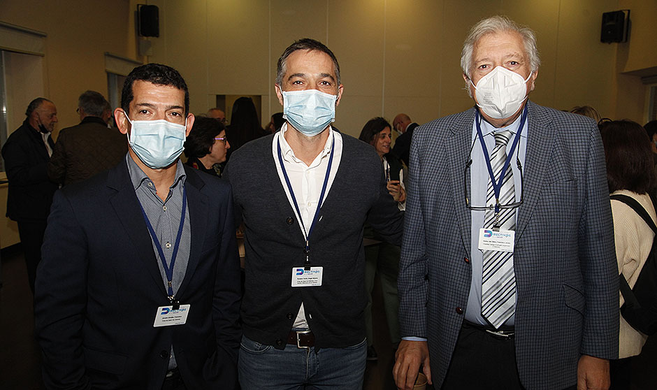 "Los gerentes sanitarios deben tener la posibilidad de formar sus equipos"