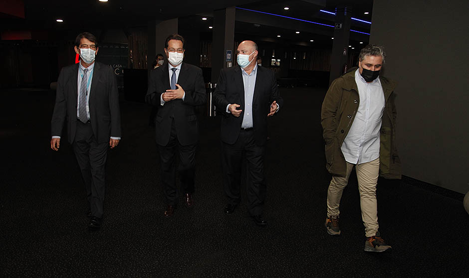 "Este documental de Ribera Salud y su testimonio harán que seamos mejores"