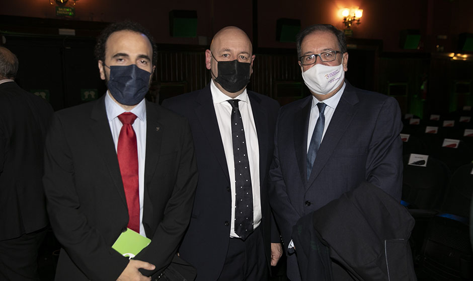 "La Farmacia es esencial para mantener el liderazgo de la sanidad española"