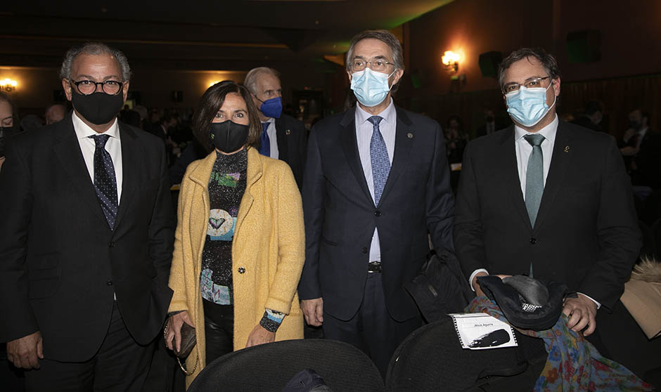 "La Farmacia es esencial para mantener el liderazgo de la sanidad española"