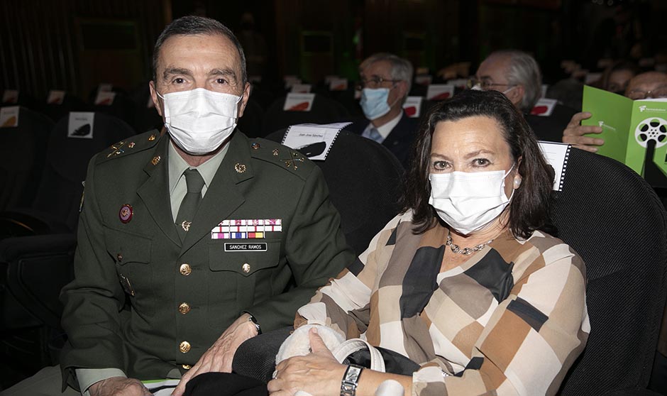 "La Farmacia es esencial para mantener el liderazgo de la sanidad española"