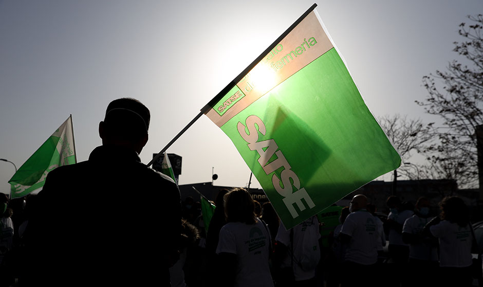 Enfermeros de toda España salen a la calle: "¡Abusan de nuestra vocación!"