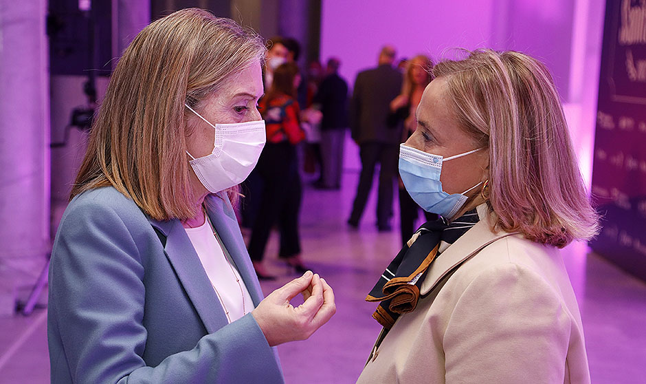 "Es necesario reconocer a tantas mujeres excelentes que han regalado salud"