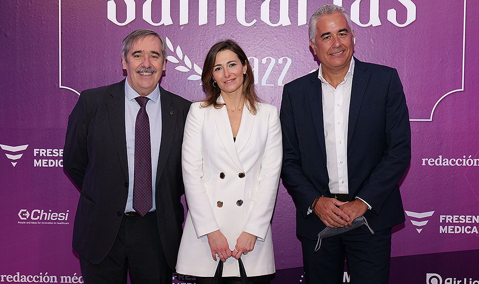 "Es necesario reconocer a tantas mujeres excelentes que han regalado salud"