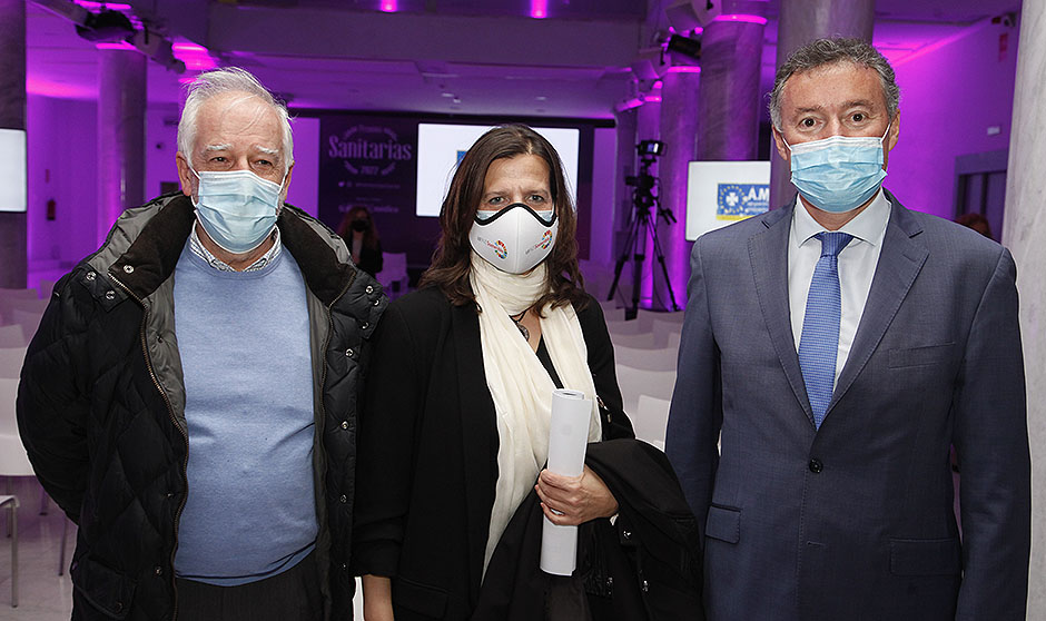 "Es necesario reconocer a tantas mujeres excelentes que han regalado salud"