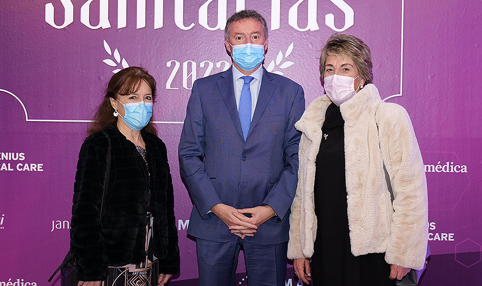 "Es necesario reconocer a tantas mujeres excelentes que han regalado salud"