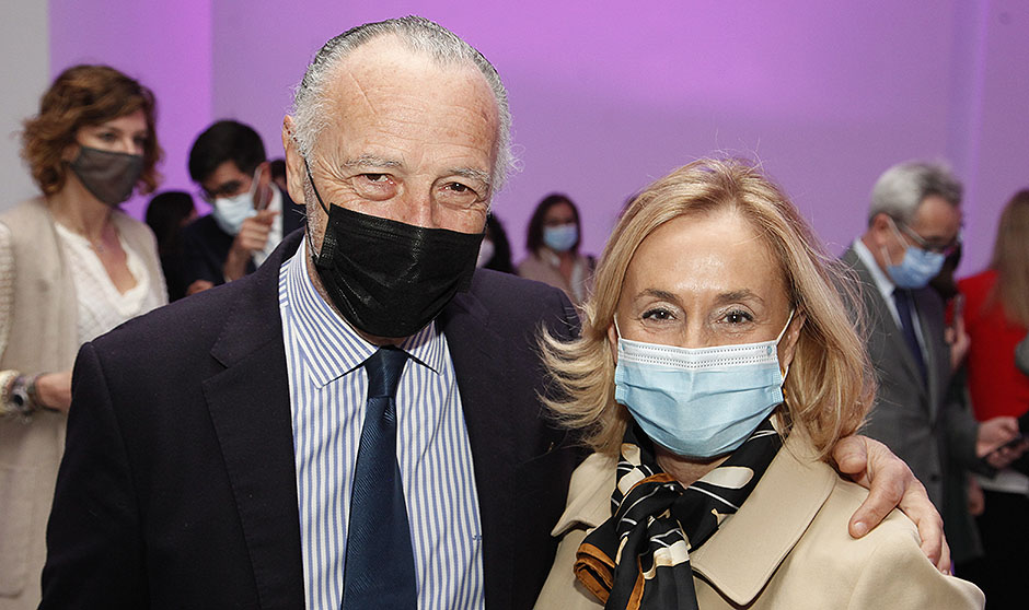 "Es necesario reconocer a tantas mujeres excelentes que han regalado salud"