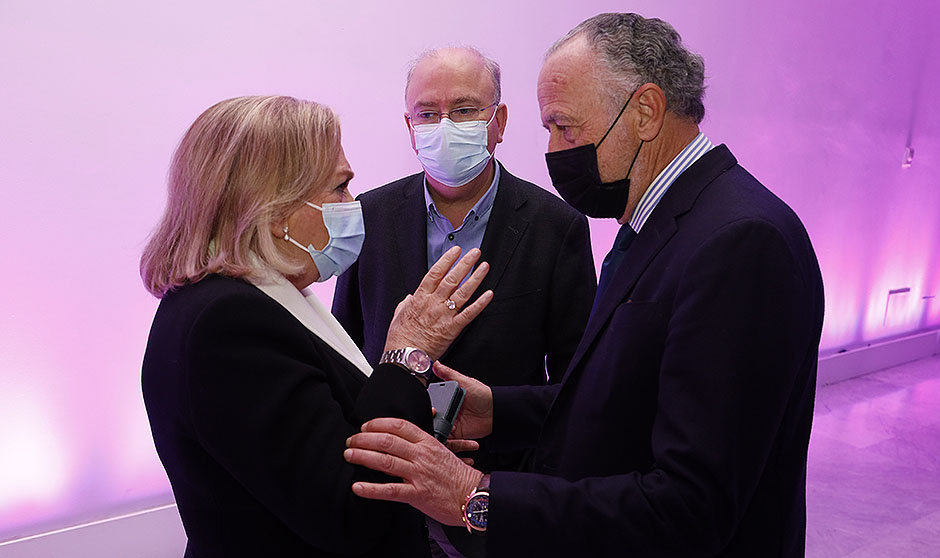 "Es necesario reconocer a tantas mujeres excelentes que han regalado salud"